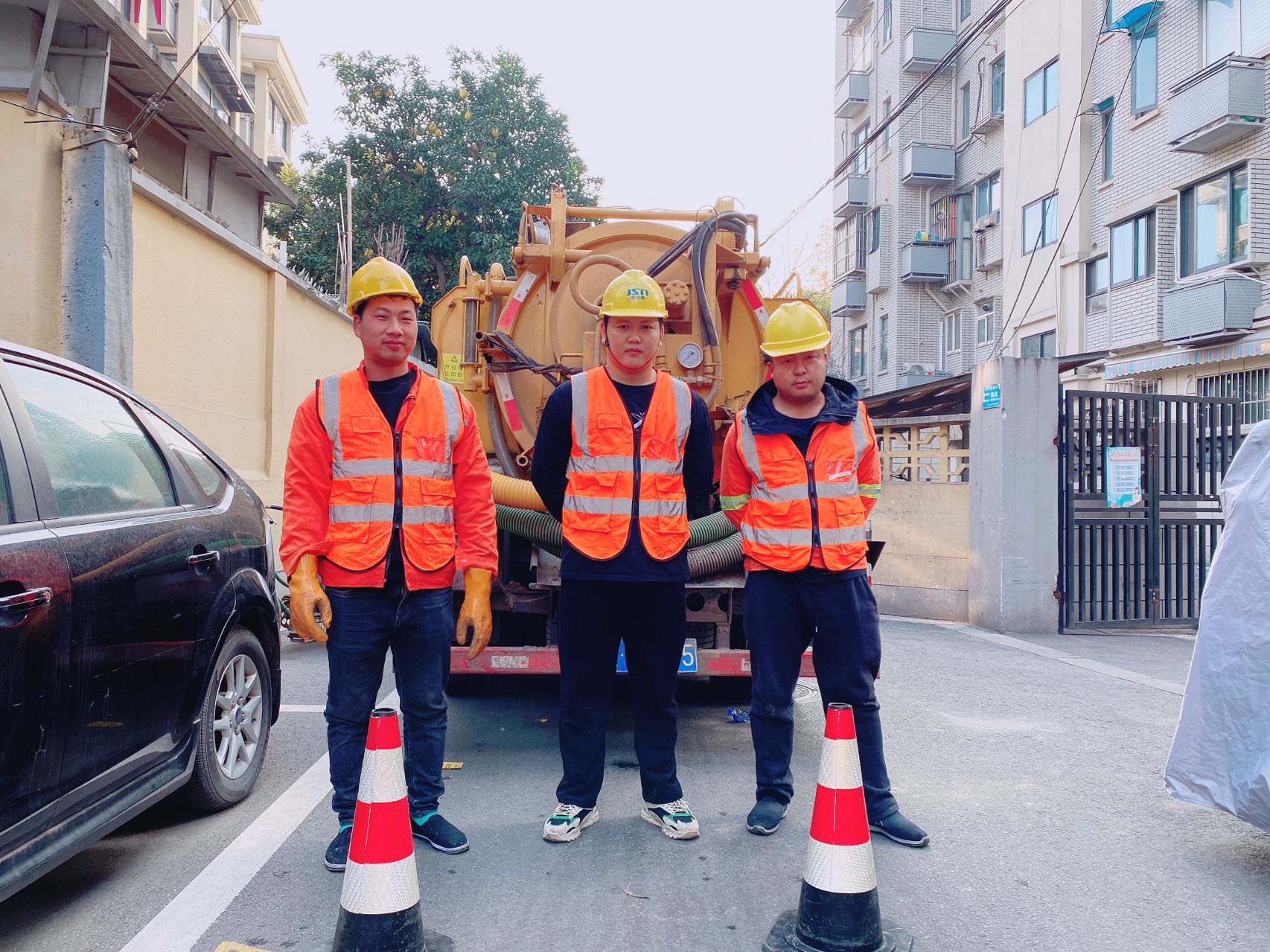 燕子矶村南京某小区管道清淤检测施工