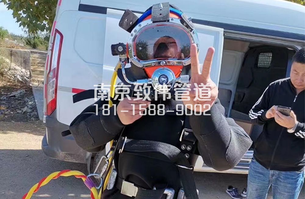 356燕子矶村沉淀池清底