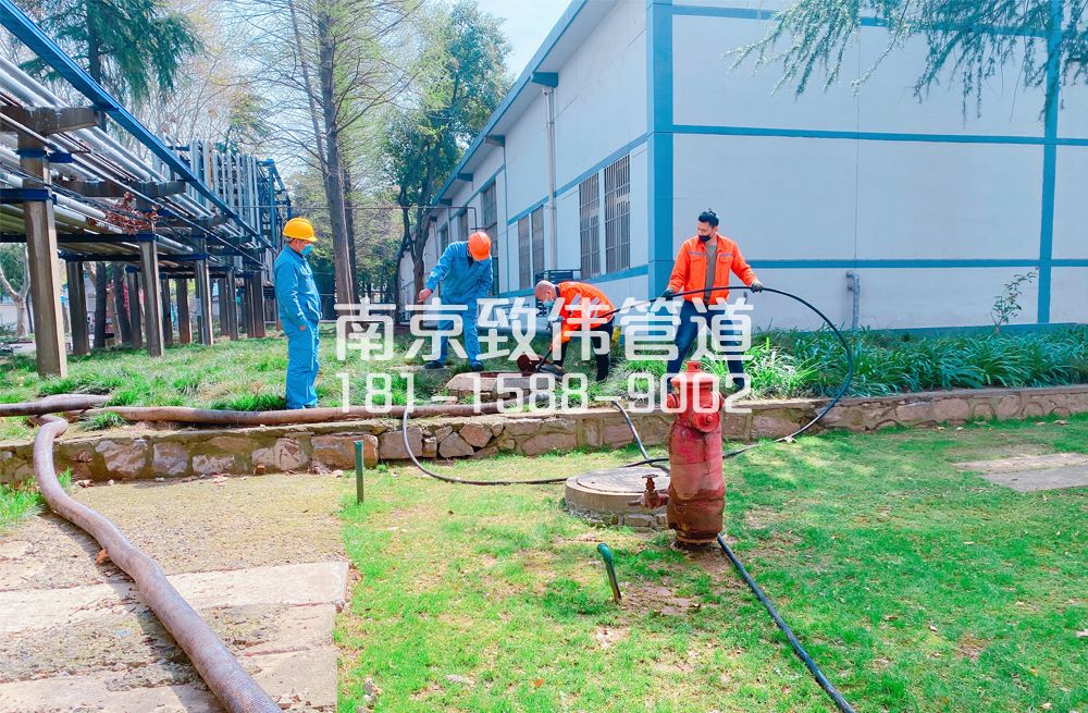 360燕子矶村石化工厂管道清洗